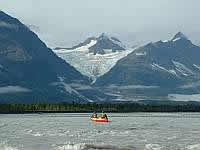 glacial_waters_Alsek_River.jpg (53kb)